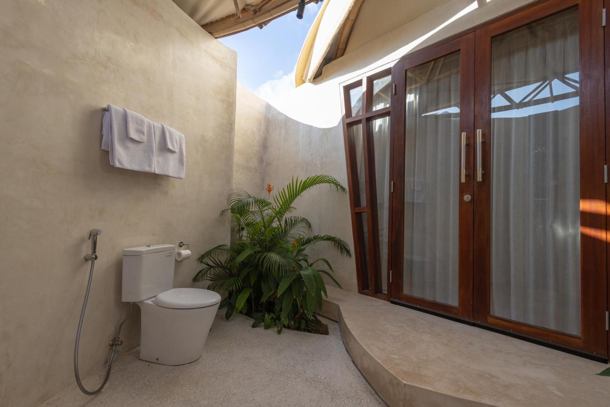 Nuanu Suites & Accommodations タナロット 部屋 写真
